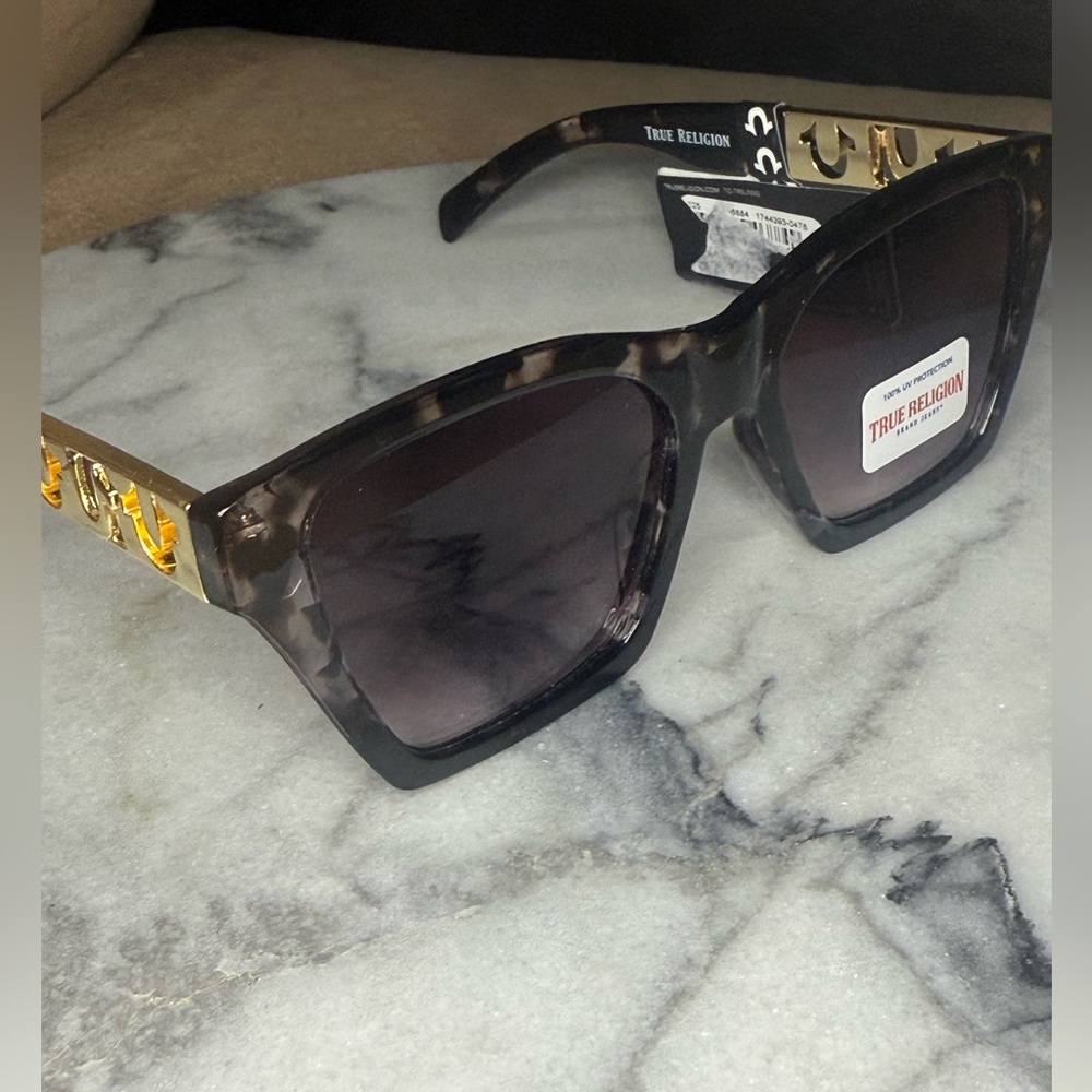 NWT True Religion Square Sunglasses Classic Gold Logo Acetate